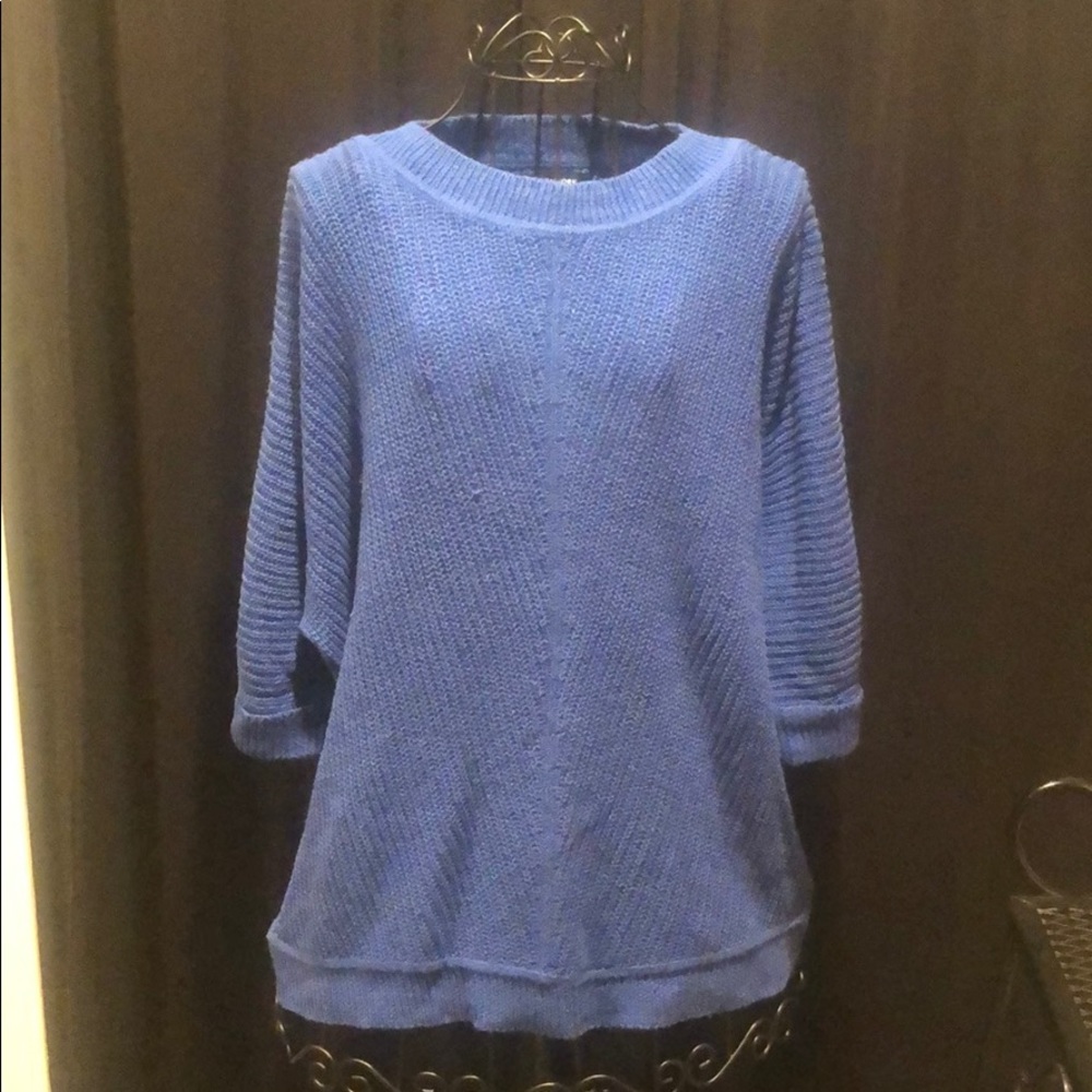 Ladies sweater